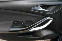 Vauxhall Astra CDTi BlueInjection Design