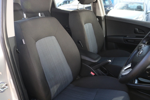 1.6 CRDi EcoDynamics 2 Sports Wagon 5dr Diesel Manual Euro 5 (s/s) (89 bhp)