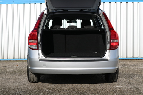 1.6 CRDi EcoDynamics 2 Sports Wagon 5dr Diesel Manual Euro 5 (s/s) (89 bhp)