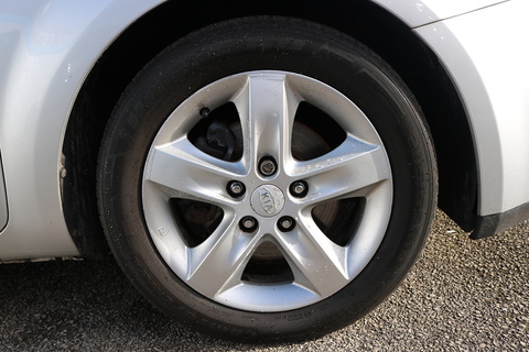 1.6 CRDi EcoDynamics 2 Sports Wagon 5dr Diesel Manual Euro 5 (s/s) (89 bhp)