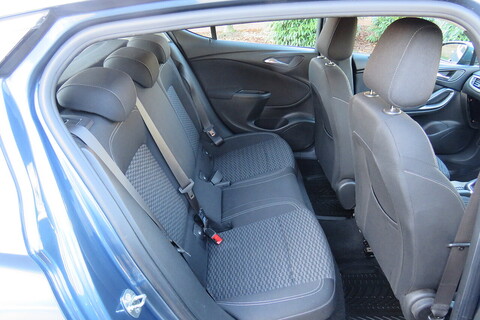 1.6 CDTi ecoFLEX Design Hatchback 5dr Diesel Manual Euro 6 (s/s) (110 ps)