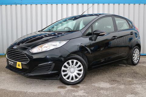 1.5 TDCi Style Hatchback 5dr Diesel Manual Euro 5 (75 ps)