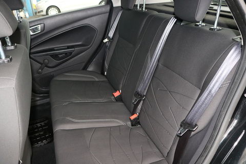 1.5 TDCi Style Hatchback 5dr Diesel Manual Euro 5 (75 ps)