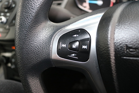 1.5 TDCi Style Hatchback 5dr Diesel Manual Euro 5 (75 ps)