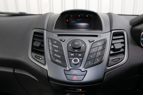 1.5 TDCi Style Hatchback 5dr Diesel Manual Euro 5 (75 ps)