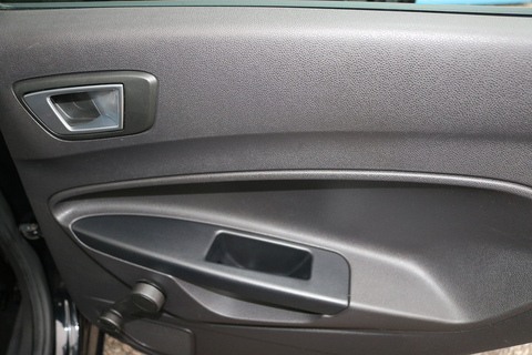 1.5 TDCi Style Hatchback 5dr Diesel Manual Euro 5 (75 ps)