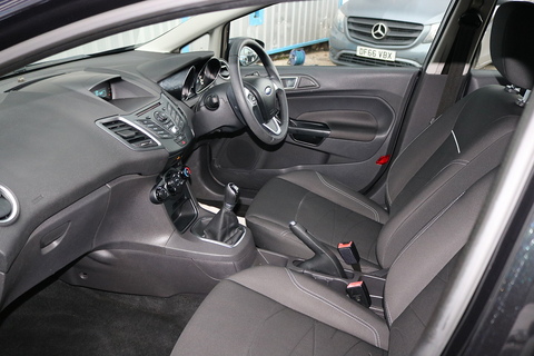 1.5 TDCi Style Hatchback 5dr Diesel Manual Euro 5 (75 ps)