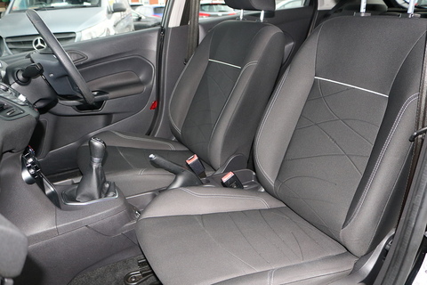 1.5 TDCi Style Hatchback 5dr Diesel Manual Euro 5 (75 ps)