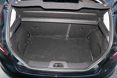 1.5 TDCi Style Hatchback 5dr Diesel Manual Euro 5 (75 ps)