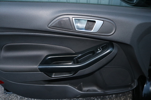 1.5 TDCi Style Hatchback 5dr Diesel Manual Euro 5 (75 ps)