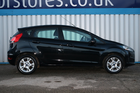 1.5 TDCi Style Hatchback 5dr Diesel Manual Euro 5 (75 ps)