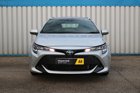 1.8 VVT-h Icon Tech Touring Sports 5dr Petrol Hybrid CVT Euro 6 (s/s) (122 ps)