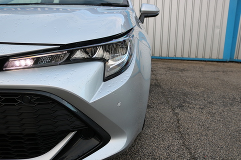 1.8 VVT-h Icon Tech Touring Sports 5dr Petrol Hybrid CVT Euro 6 (s/s) (122 ps)