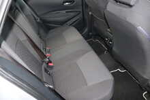 Toyota Corolla VVT-h Icon Tech