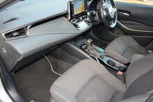 Toyota Corolla VVT-h Icon Tech