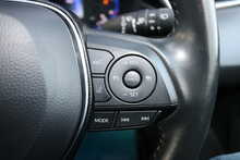 Toyota Corolla VVT-h Icon Tech