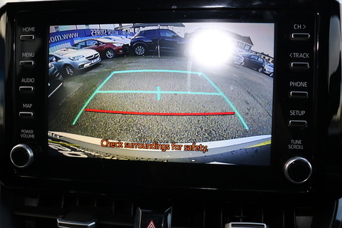 1.8 VVT-h Icon Tech Touring Sports 5dr Petrol Hybrid CVT Euro 6 (s/s) (122 ps)