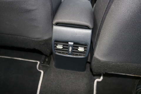 1.8 VVT-h Icon Tech Touring Sports 5dr Petrol Hybrid CVT Euro 6 (s/s) (122 ps)