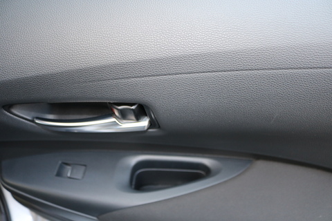 1.8 VVT-h Icon Tech Touring Sports 5dr Petrol Hybrid CVT Euro 6 (s/s) (122 ps)