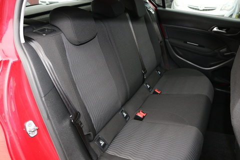1.6 BlueHDi Access Hatchback 5dr Diesel Manual Euro 6 (s/s) (100 ps)