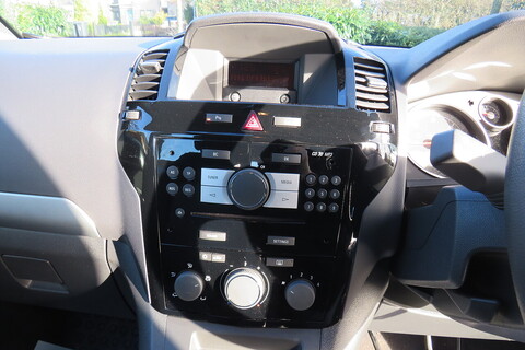 1.7 CDTi ecoFLEX Exclusiv MPV 5dr Diesel Manual Euro 5 (SNav) (110 ps)