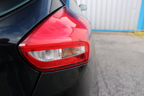 1.6 TDCi Zetec Hatchback 5dr Diesel Manual Euro 5 (s/s) (115 ps)