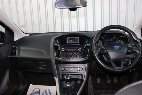 1.6 TDCi Zetec Hatchback 5dr Diesel Manual Euro 5 (s/s) (115 ps)