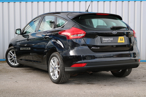 1.6 TDCi Zetec Hatchback 5dr Diesel Manual Euro 5 (s/s) (115 ps)