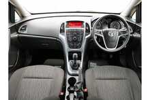 Vauxhall Astra CDTi ecoFLEX Exclusiv