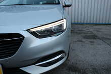 Vauxhall Insignia Turbo D BlueInjection Design Nav
