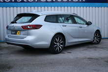 Vauxhall Insignia Turbo D BlueInjection Design Nav