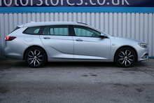 Vauxhall Insignia Turbo D BlueInjection Design Nav