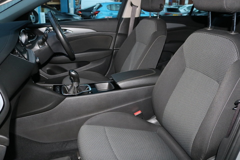 2.0 Turbo D BlueInjection Design Nav Sports Tourer 5dr Diesel Manual Euro 6 (s/s) (170 ps)