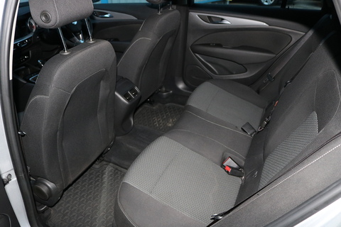 2.0 Turbo D BlueInjection Design Nav Sports Tourer 5dr Diesel Manual Euro 6 (s/s) (170 ps)