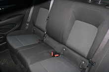 Vauxhall Insignia Turbo D BlueInjection Design Nav