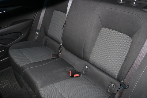 2.0 Turbo D BlueInjection Design Nav Sports Tourer 5dr Diesel Manual Euro 6 (s/s) (170 ps)