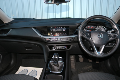 2.0 Turbo D BlueInjection Design Nav Sports Tourer 5dr Diesel Manual Euro 6 (s/s) (170 ps)