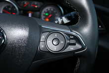 Vauxhall Insignia Turbo D BlueInjection Design Nav