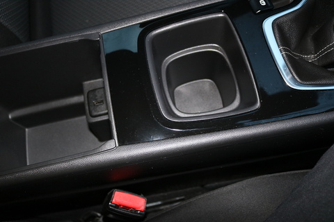 2.0 Turbo D BlueInjection Design Nav Sports Tourer 5dr Diesel Manual Euro 6 (s/s) (170 ps)