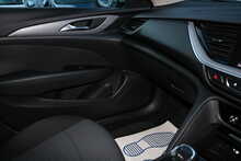 Vauxhall Insignia Turbo D BlueInjection Design Nav