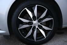 Vauxhall Insignia Turbo D BlueInjection Design Nav