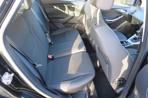 1.5 TDCi Zetec Estate 5dr Diesel Manual Euro 6 (s/s) (120 ps)