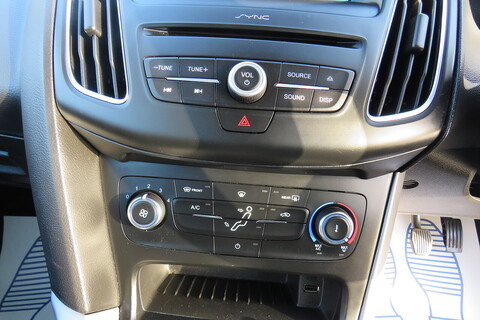 1.5 TDCi Zetec Estate 5dr Diesel Manual Euro 6 (s/s) (120 ps)