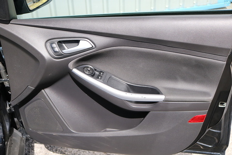 1.5 TDCi Zetec Estate 5dr Diesel Manual Euro 6 (s/s) (120 ps)