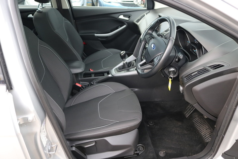 1.6 TDCi Zetec Hatchback 5dr Diesel Manual Euro 5 (s/s) (115 ps)