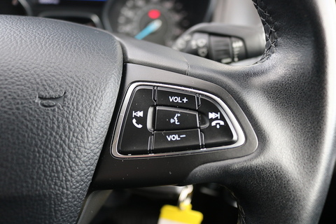 1.6 TDCi Zetec Hatchback 5dr Diesel Manual Euro 5 (s/s) (115 ps)