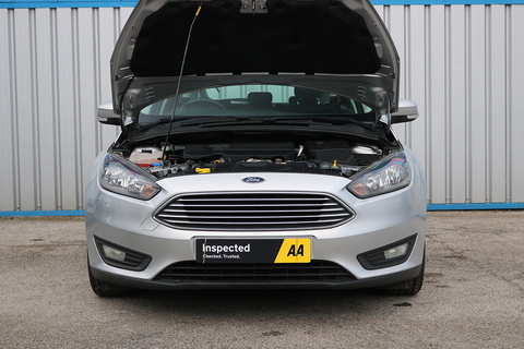 1.6 TDCi Zetec Hatchback 5dr Diesel Manual Euro 5 (s/s) (115 ps)