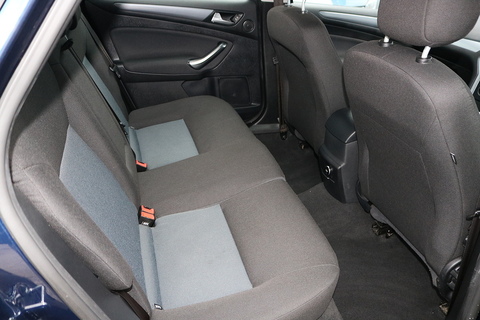 2.0 TDCi Edge Hatchback 5dr Diesel Manual Euro 5 (140 ps)