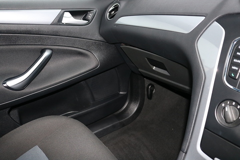 2.0 TDCi Edge Hatchback 5dr Diesel Manual Euro 5 (140 ps)