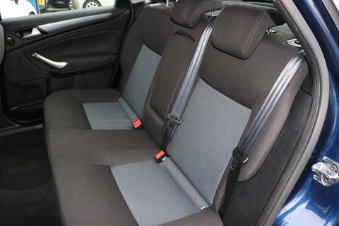 2.0 TDCi Edge Hatchback 5dr Diesel Manual Euro 5 (140 ps)